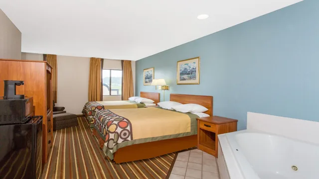 Super 8 by Wyndham Bedford photo 10