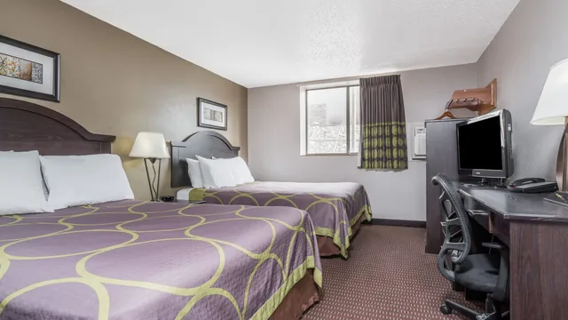 Super 8 by Wyndham Bismarck photo 7