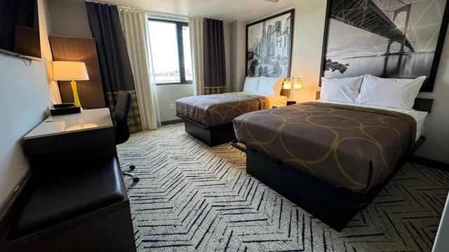 Super 8 by Wyndham Bronx Near Stadium photo 1
