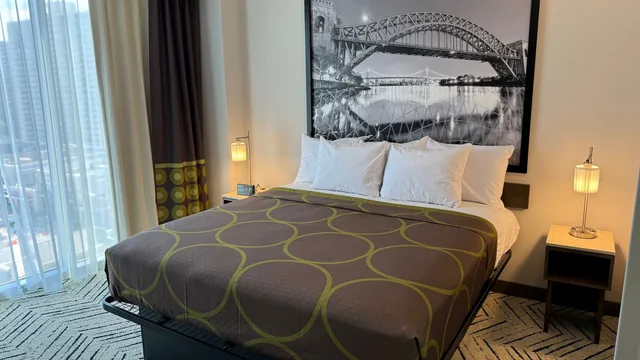Super 8 by Wyndham Bronx Near Stadium photo 3