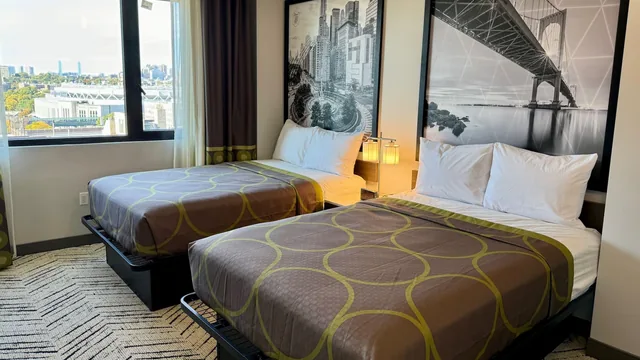 Super 8 by Wyndham Bronx Near Stadium photo 6