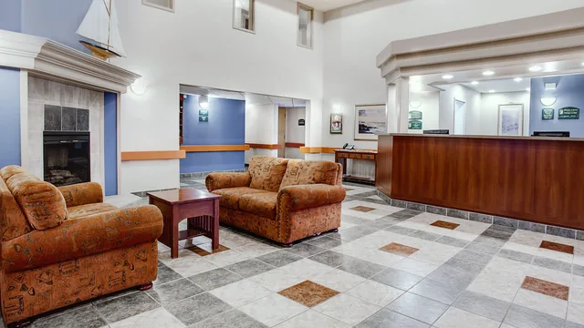 Super 8 by Wyndham Caraquet photo 8