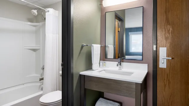 Super 8 by Wyndham Columbus photo 6