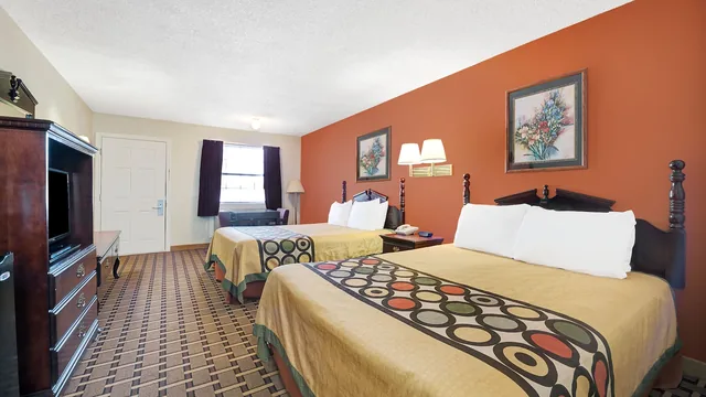 Super 8 by Wyndham Dallas South photo 5