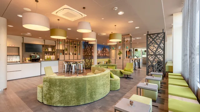 Super 8 by Wyndham Dresden photo 10