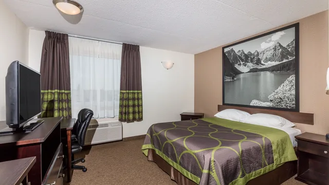 Super 8 by Wyndham Edson photo 4