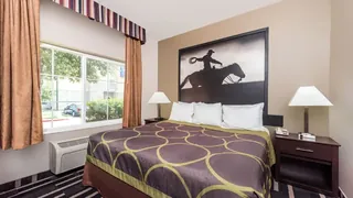 Super 8 by Wyndham Fort Worth North