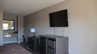 Super 8 by Wyndham Fredericksburg