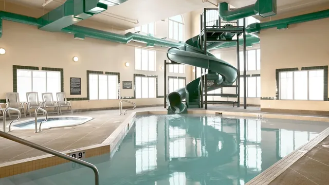 Super 8 by Wyndham High Level AB photo 9