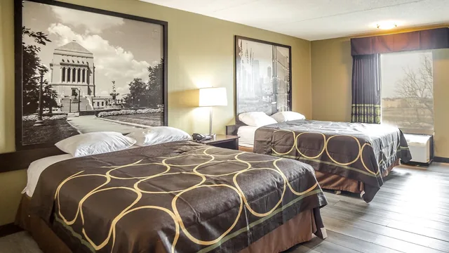 Super 8 by Wyndham Indianapolis South photo 3