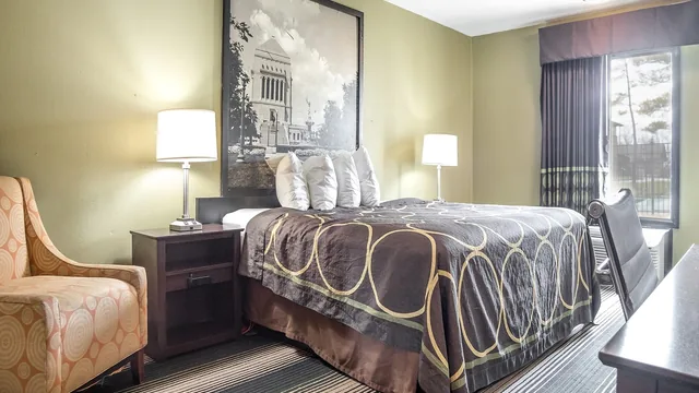 Super 8 by Wyndham Indianapolis South photo 5