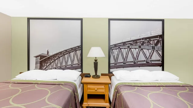 Super 8 by Wyndham Kearney photo 6