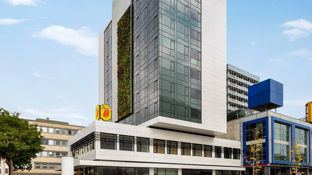 Super 8 by Wyndham Koblenz photo 4