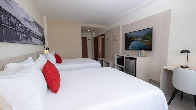 Super 8 by Wyndham Manzanillo photo 7