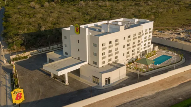 Super 8 by Wyndham Manzanillo photo 10