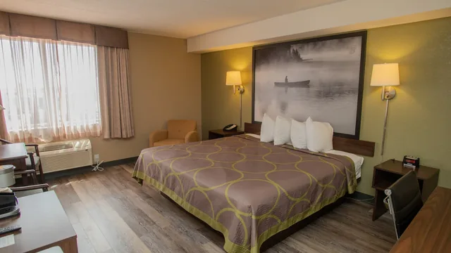 Super 8 by Wyndham Mississauga photo 4