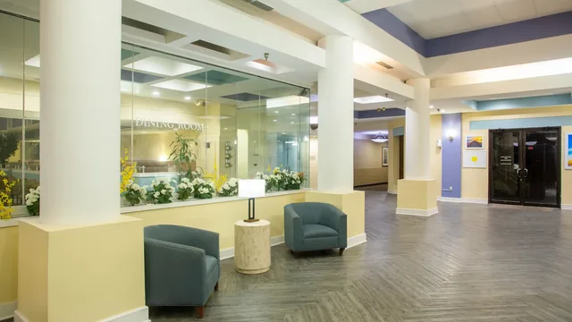 Super 8 by Wyndham Mobile I-65 photo 9