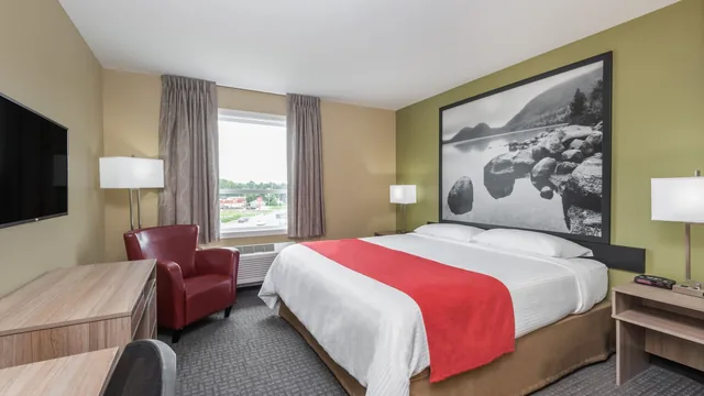 Super 8 by Wyndham Mont Laurier photo 11
