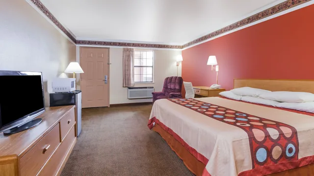 Super 8 by Wyndham Mount Vernon photo 6