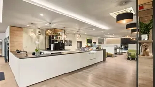 Super 8 by Wyndham Munich City North