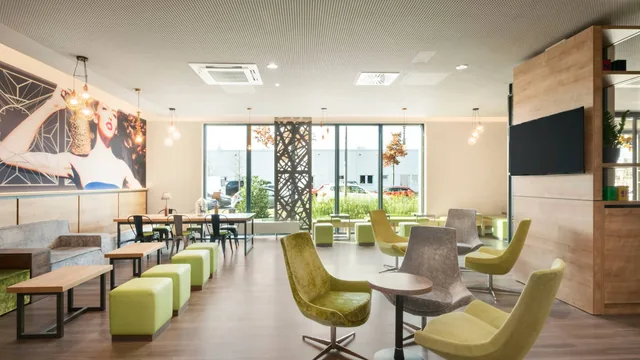 Super 8 by Wyndham Munich City North photo 2
