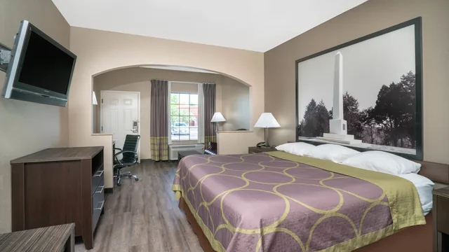 Super 8 by Wyndham Murfreesboro photo 4