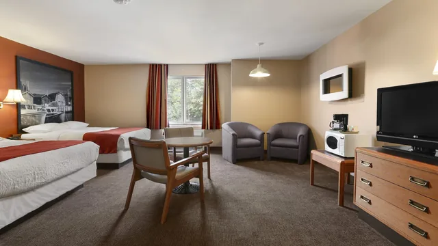 Super 8 by Wyndham North Bay photo 7