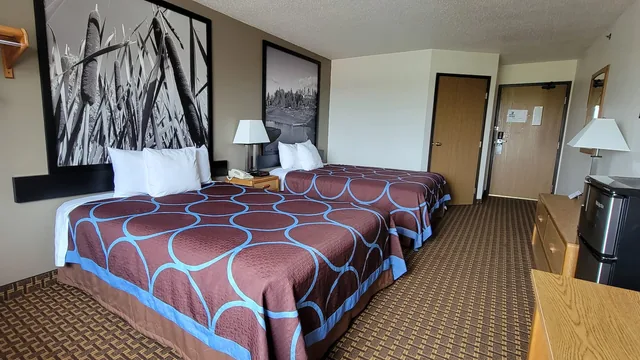 Super 8 by Wyndham Park Rapids photo 6