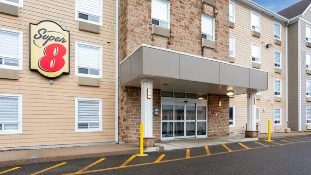 Super 8 by Wyndham Quebec City photo 5