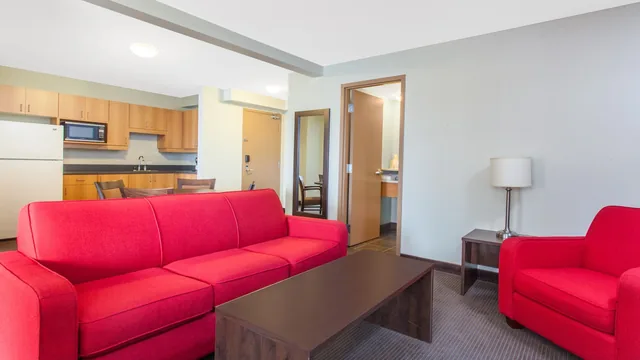 Super 8 by Wyndham Red Lake ON photo 2