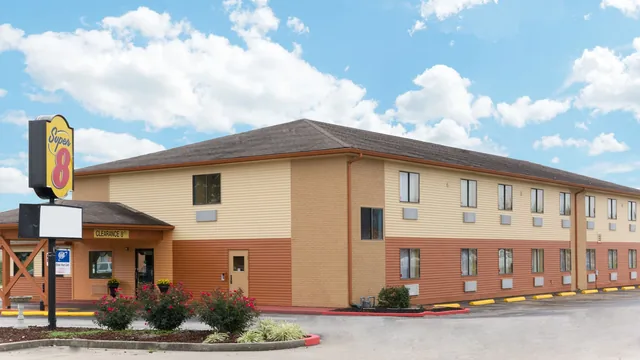 Super 8 by Wyndham Richmond photo 5