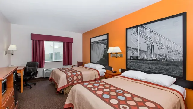 Super 8 by Wyndham Salina photo 7
