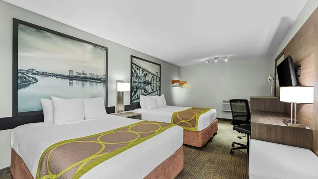 Super 8 by Wyndham Saskatoon Near Saskatoon Airport photo 8