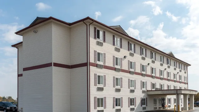 Super 8 by Wyndham Springfield East photo 9