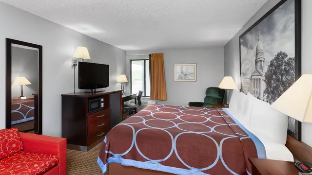 Super 8 by Wyndham Sun Prairie/Madison E photo 7