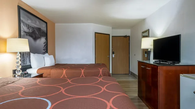 Super 8 by Wyndham The Dalles OR photo 9