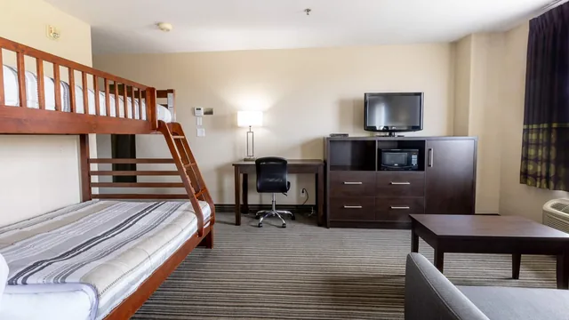 Super 8 by Wyndham Truro NS photo 5