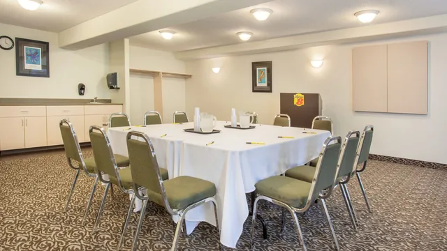 Super 8 by Wyndham Truro NS photo 7