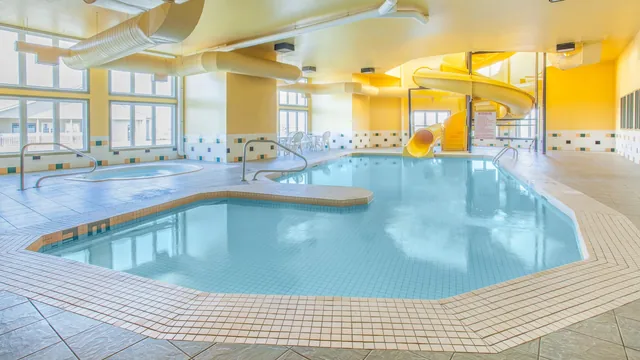 Super 8 by Wyndham Truro NS photo 9