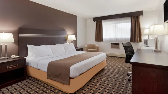 Super 8 by Wyndham Valemount photo 9