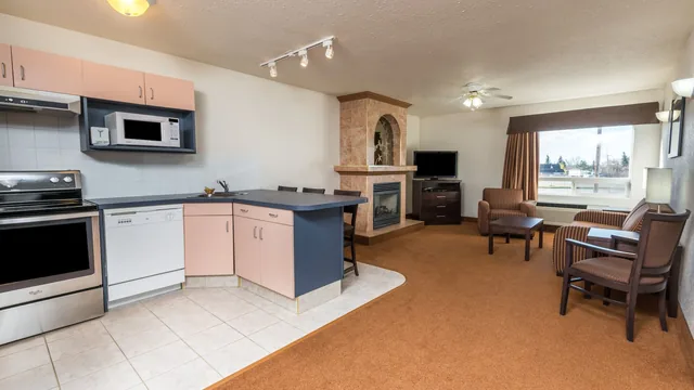 Super 8 by Wyndham Vermilion AB photo 8
