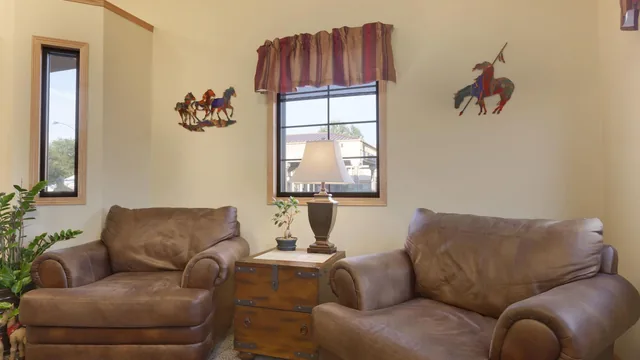 Super 8 by Wyndham Wall photo 4