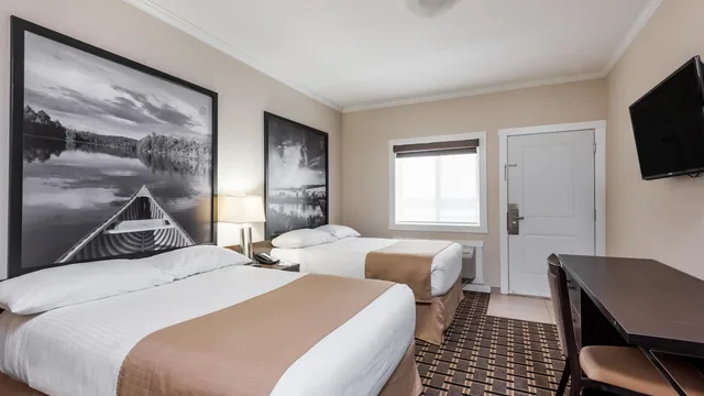 Super 8 by Wyndham Watrous photo 6