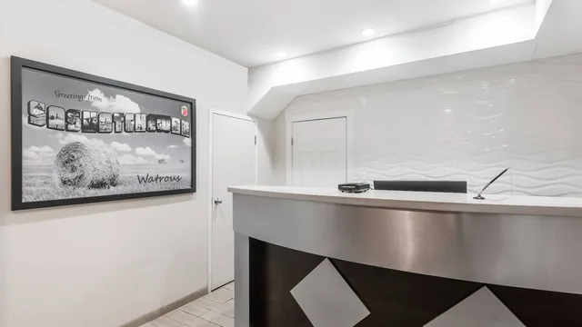Super 8 by Wyndham Watrous photo 8