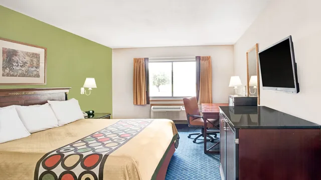 Super 8 by Wyndham West Memphis photo 5