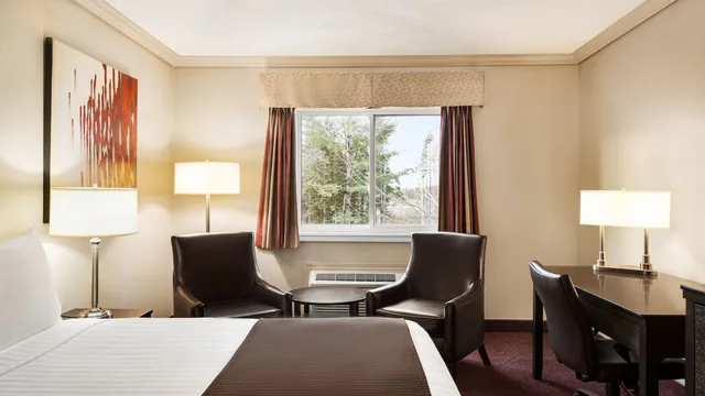 Atlantic Host Hotel, Trademark Collection by Wyndham photo 9