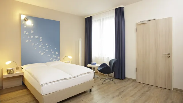 H2 Hotel Berlin Alexanderplatz photo 3