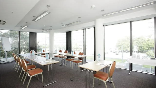 H4 Hotel Berlin Alexanderplatz photo 6