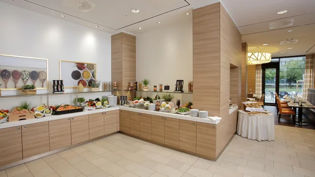 H4 Hotel Berlin Alexanderplatz photo 7