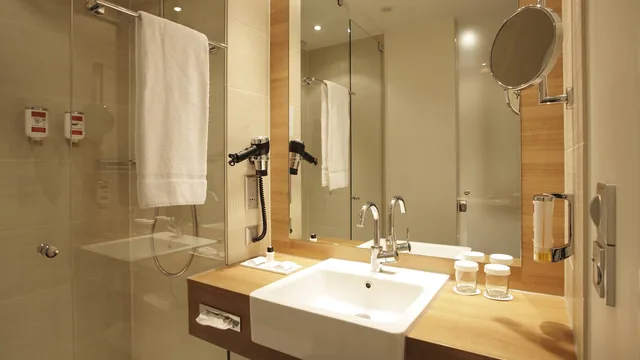 H4 Hotel Berlin Alexanderplatz photo 8